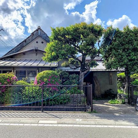 Tsuru Guest House Yukari מראה חיצוני תמונה