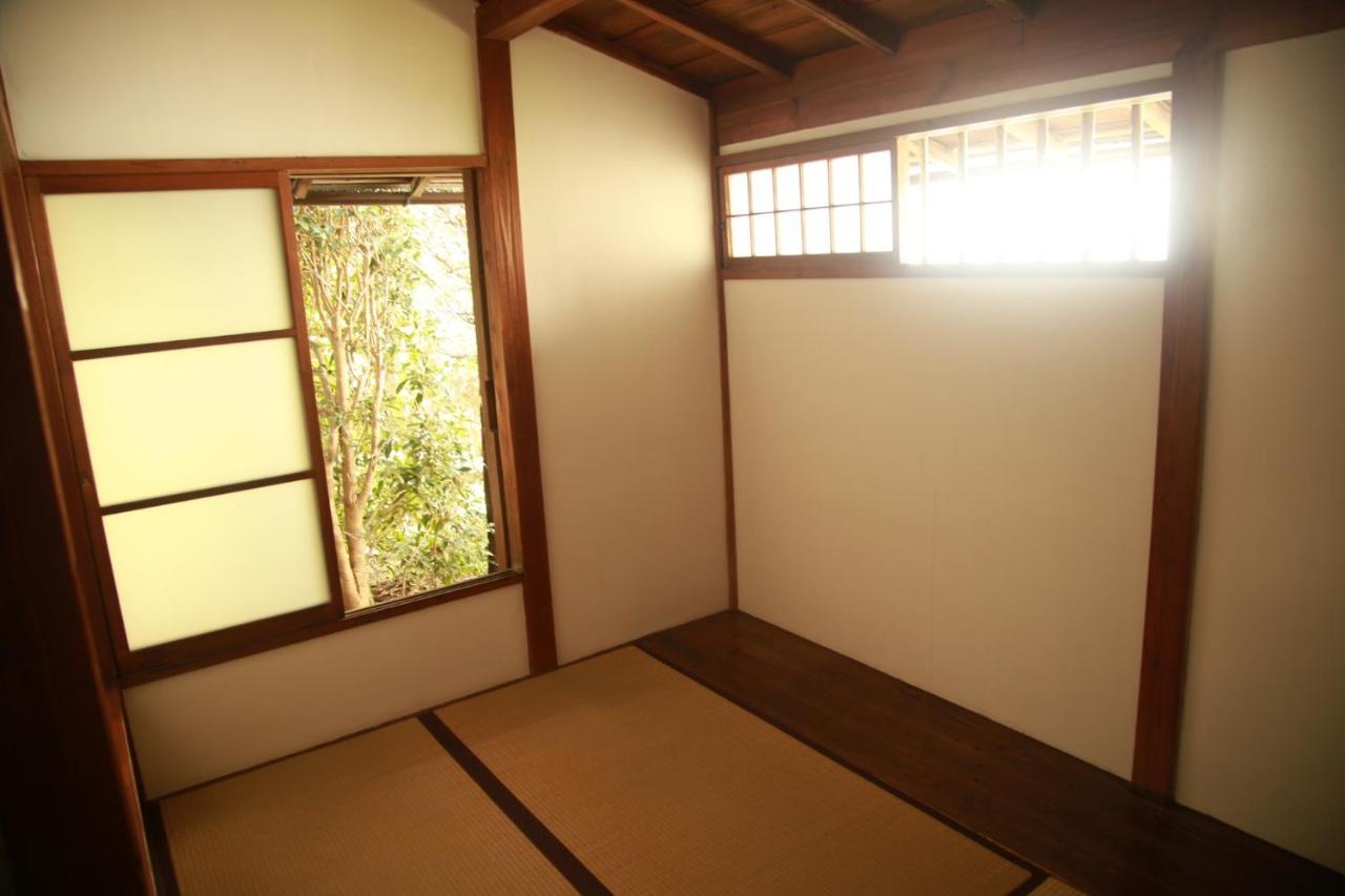 Tsuru Guest House Yukari מראה חיצוני תמונה