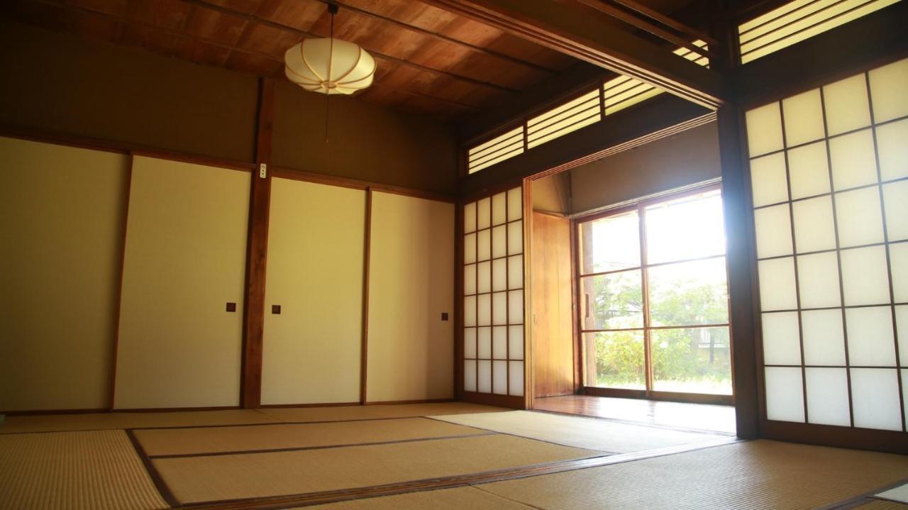 Tsuru Guest House Yukari מראה חיצוני תמונה