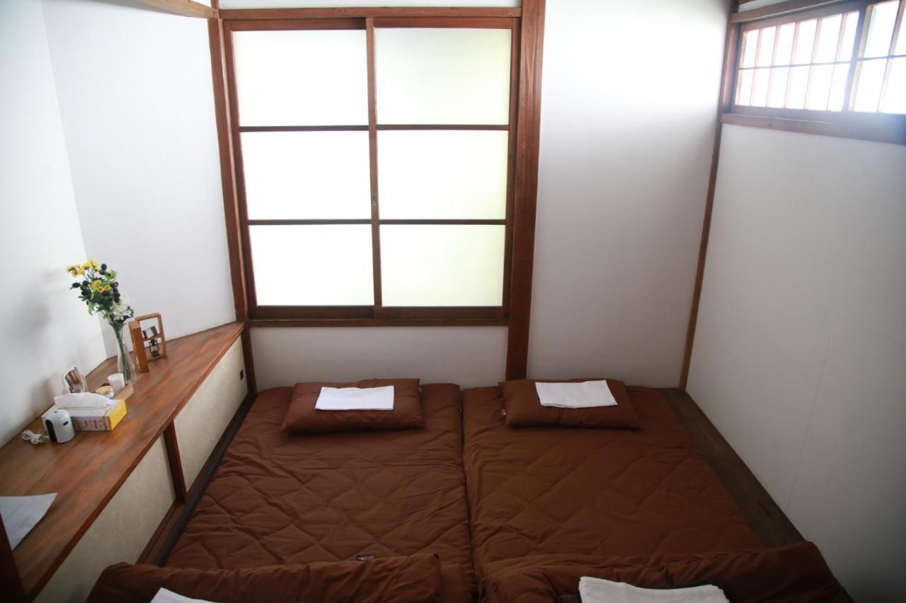 Tsuru Guest House Yukari מראה חיצוני תמונה